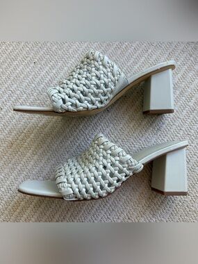 14th & Union White Woven Block Heel Mules • Square Toe Slip‑On Sandals 9.5